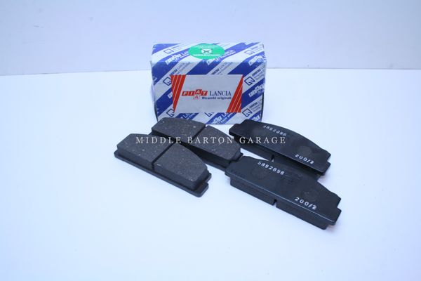 FRONT BRAKE PAD SET 124 SPORT (OEM FIAT)