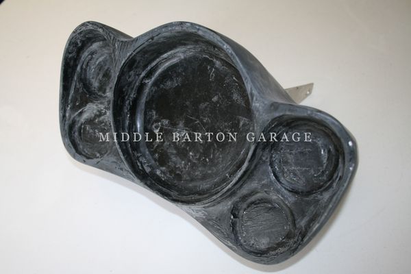 MBGBINACLEABARTHSIMCA1300/2000