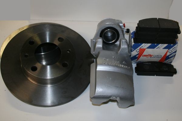 FRONT BRAKE KIT FIAT 124 SPIDER.
