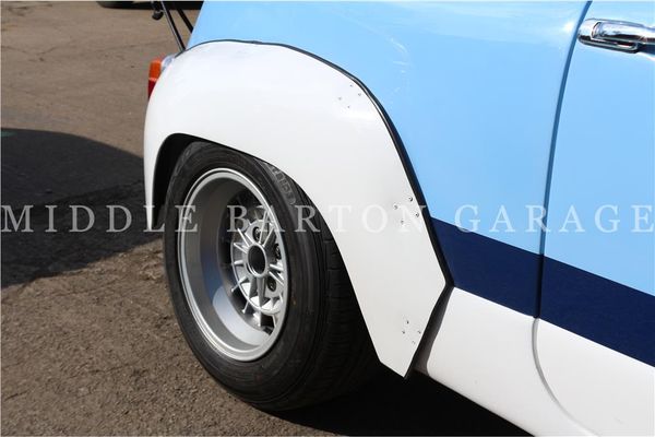 REAR ARCHES - FIBREGLASS TC/TCR GR 5