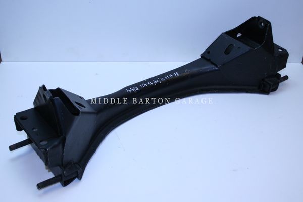 CROSS MEMBER 124 AS/BS/CS UP TO '78