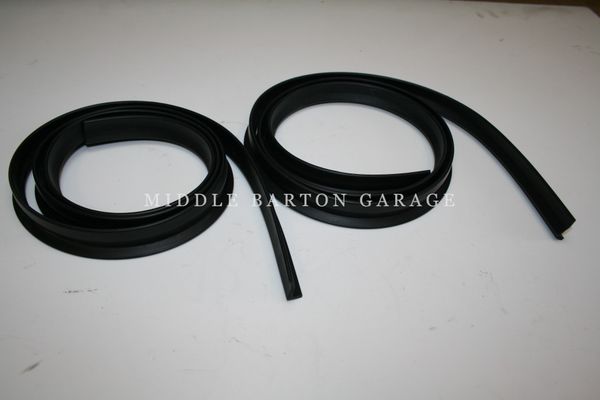 DOOR SEAL SET 124 SPIDER UP TO 1978