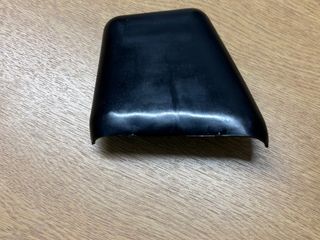 FRONT PLASTIC TONNEAU COVER LH 124