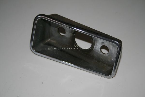 SIDE MARKER HOLDER 124