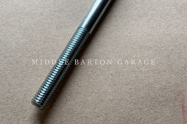 ROCKER SHAFT STUD 500