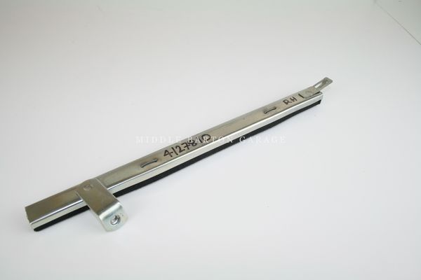 FRONT GLASS RUNNER RH 500