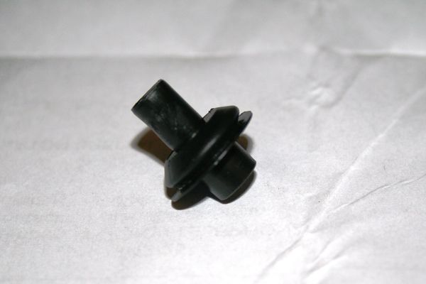 SILL TRIM CLIP 500 / 600