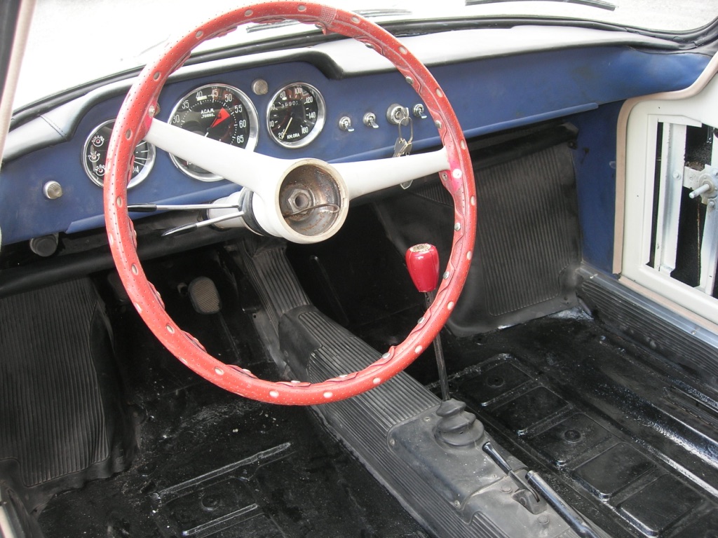 Fiat 750 Vignale Coupe